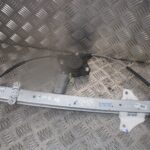 2017 HYUNDAI I10 FRONT LEFT PASSENGER SIDE WINDOW REGULATER MOTOR 82401B4110 OEM