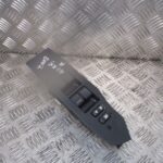 2014 GENUINE TOYOTA AURIS FRONT RIGHT DRIVER SIDE DOOR WINDOW SWITCH 7423102D30