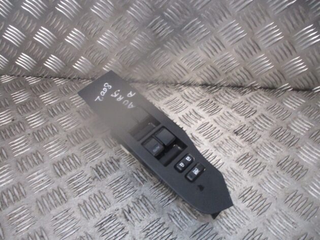 2014 GENUINE TOYOTA AURIS FRONT RIGHT DRIVER SIDE DOOR WINDOW SWITCH 7423102D30
