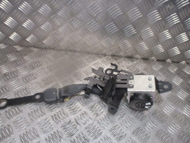 2009 GENUINE TOYOTA VERSO REAR MIDDLE CENTRE ROW SEAT BELT 733500F020 - Image 3