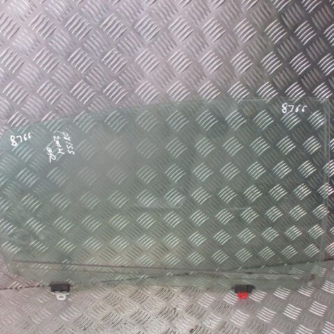 2012 GENUINE TOYOTA PRIUS REAR RIGHT DRIVER SIDE WINDOW GLASS OSR