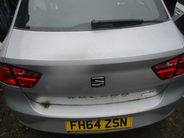 2014 GENUINE SEAT TOLEDO REAR BARE TAILGATE BOOTLID - Image 3