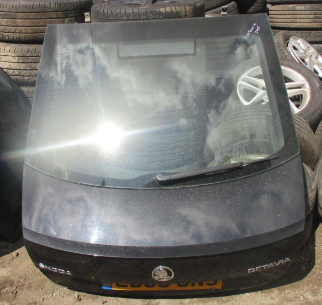 2016 GENUINE SKODA OCTAVIA HATCHBACK REAR BARE SHELL TAILGATE BOOTLID