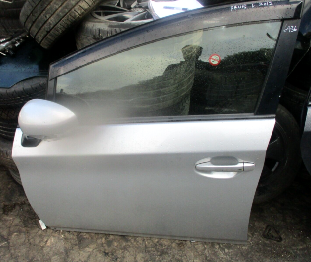 2012 GENUINE TOYOTA PRIUS FRONT LEFT PASSENGER SIDE BARE SHELL DOOR NSF