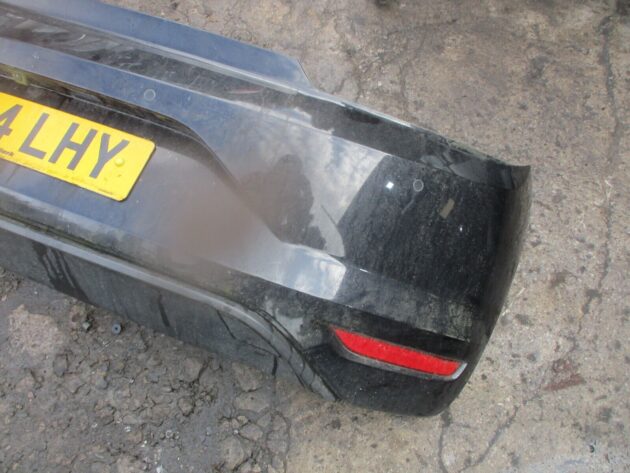 2014 GENUINE VW SCIROCCO RARE COMPLETE BUMPER WITH SENSOR - Image 4