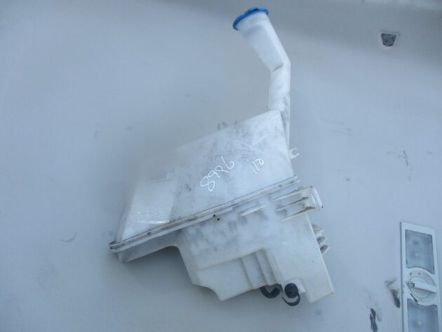 2017 GENUINE HYUNDAI I10 1.0PETROL FRONT WINDSCREEN WASHER BOTTLE 98610B9110