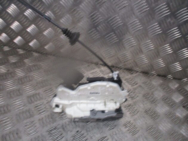 2014 GENUINE SEAT LEON FRONT RIGHT DRIVER SIDE DOOR LOCK MECHANISM 5K2837016H - Image 2