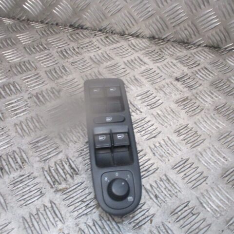 2012 GENUINE VW GOLF MK6 FRONT RIGHT DRIVERS WINDOW SWITCH 5K0867255A