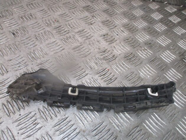 2016 GENUINE TOYOTA YARIS REAR LEFT PASSENGER SIDE BUMPER BRACKET - Image 2
