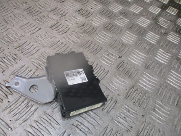 2013 GENUINE TOYOTA AVENSIS POWER MANAGEMENT CONTROL MODULE UNIT 8969005120