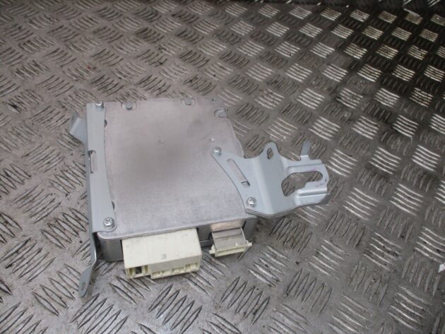 2013 GENUINE TOYOTA AVENSIS POWER STEERING CONTROL MODULE UNIT ECU 8965005111 - Image 3