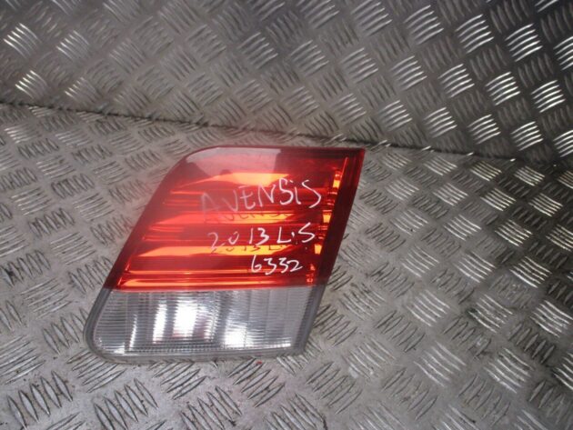 2013 GENUINE TOYOTA AVENSIS REAR LEFT PASSENGER SIDE TAILLIGHT LAMP NSR - Image 2