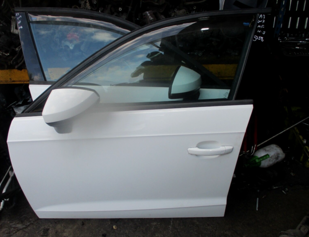 2015 GENUINE AUDI A3 FRONT LEFT PASSENGER SIDE BARE SHELL DOOR NSF