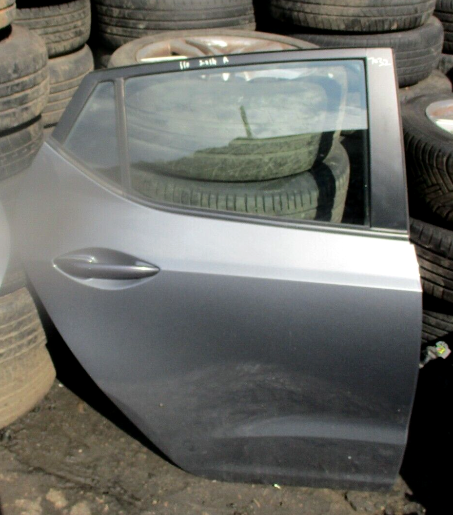 2014 GENUINE HYUNDAI I10 REAR RIGHT DRIVER SIDE BARE SHELL DOOR OSR
