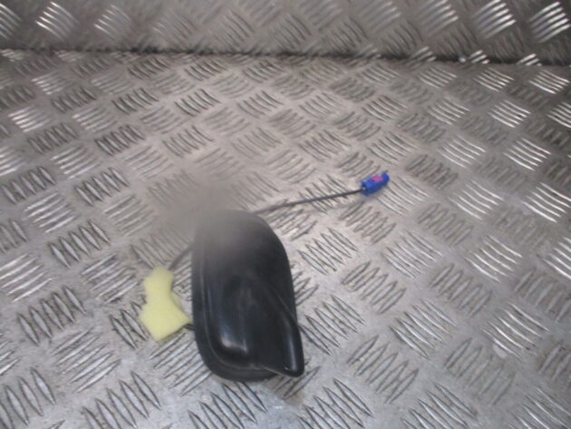 2012 GENUINE VW SCIROCCO REAR AERIAL ANTENNA ROOF SHARK FIN 3C0035507AA - Image 2