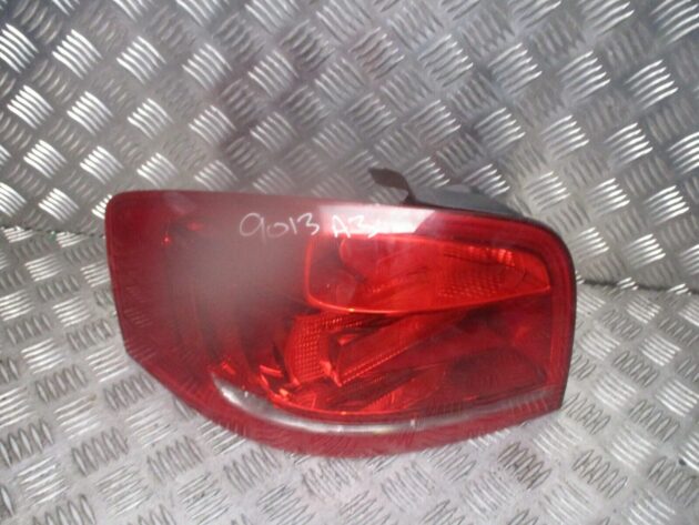 2010 GENUINE AUDI A3 8P 3DR REAR LEFT PASSENGER SIDE BODY LIGHT LAMP 8P3945095A