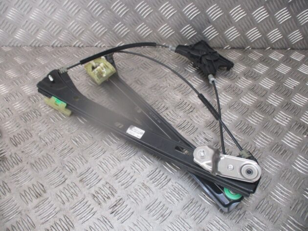 2016 GENUINE PASSAT B8 FRONT LEFT PASSENGER SIDE WINDOW REGULATER 3G0817461C - Image 2