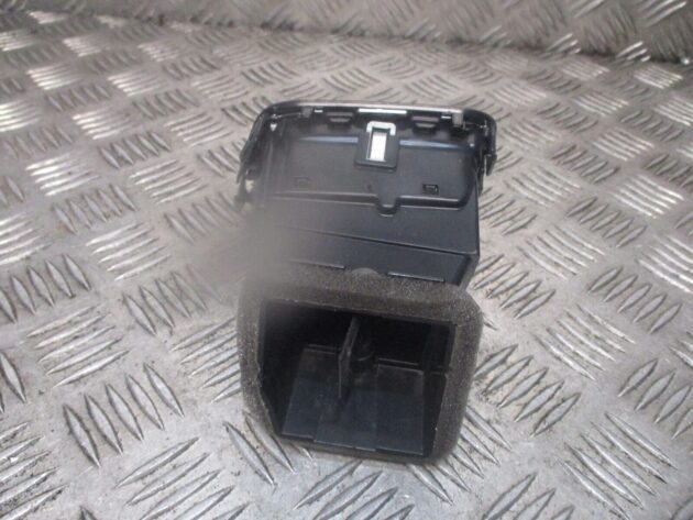 2012 GENUINE VW SCIROCCO FRONT RIGHT DRIVER SIDE HEATER AC AIRVENT 1K8819704 - Image 3