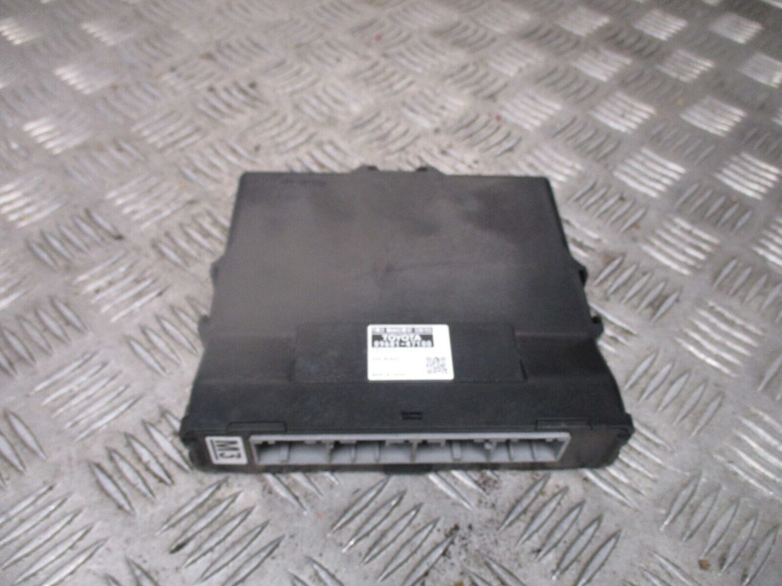 2014 GENUINE TOYOTA PRIUS POWER MANAGEMENT CONTROL MODULE 89681-47100