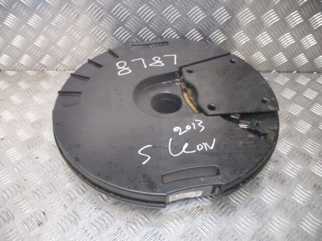 2015 GENUINE SEAT LEON FR SUBWOOFER REAR BOOT 5F0035382 - Image 3