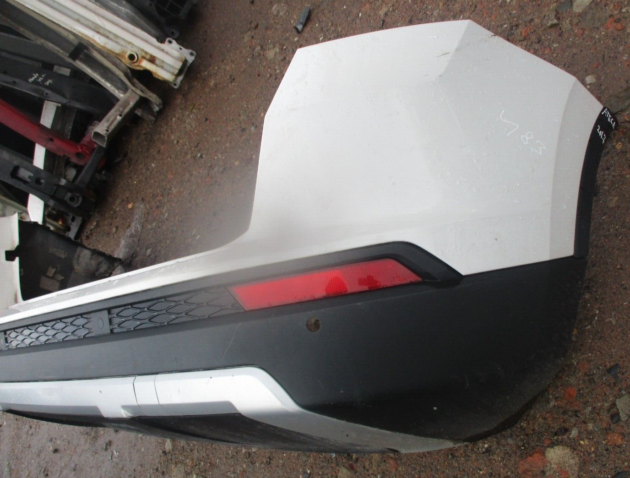 2017 GENUINE SEAT ATECA REAR BUMPER COMPLETE - Image 3