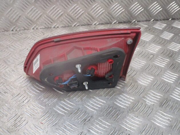 2014 VW PASSAT B7 ESTATE REAR LEFT PASSENGER SIDE TAILLIGHT LAMP 3AF945093M - Image 4