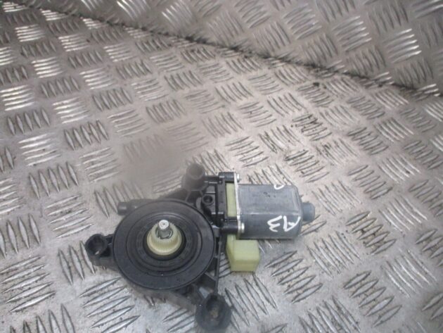 2014 GENUINE AUDI A3 8V FRONT RIGHT DRIVER SIDE WINDOW MOTOR 5Q0959801B - Image 2