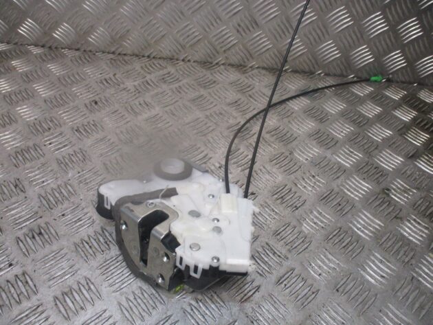 2012 GENUINE TOYOTA AURIS FRONT LEFT PASSENGER SIDE DOOR LOCK MECHANISM - Image 2