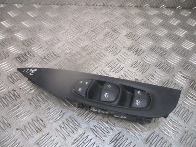 2019 GENUINE NISSAN QASHQAI FRONT RIGHT DRIVER SIDE WINDOW SWITCH 80960-4EA0AX - Image 2