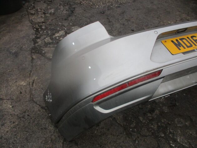 2016 GENUINE VW PASSAT B8 SALOON REAR COMPLETE BUMPER WITH SENSOR - Image 3