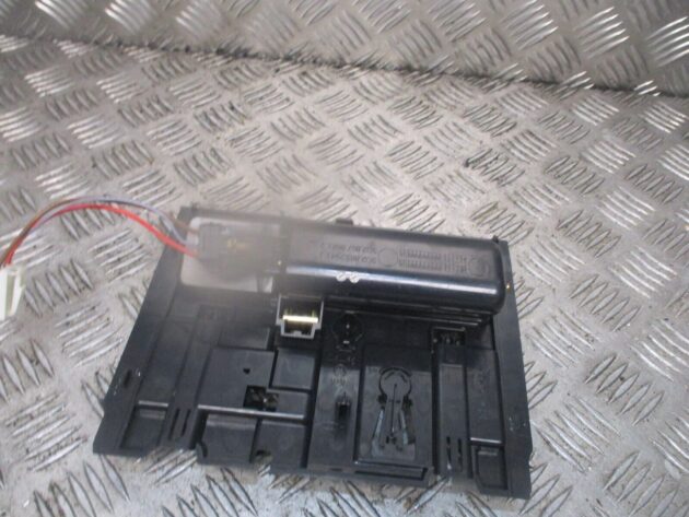 2016 GENUINE VW PASSAT B8 STORAGE COMPARTMENT CENTRE CONSOLE 3G2863284 - Image 3