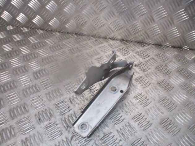 2016 GENUINE VW PASSAT B8 FRONT LEFT PASSENGER SIDE BONNET HINGE 3G0823301