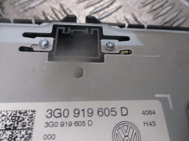 2016 GENUINE VW PASSAT B8 FRONT DISPLAY MULTIFUNCTION SCREEN UNIT 3G0919605D - Image 3