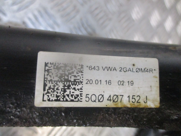 2016 GENUINE AUDI A3 8V FRONT RIGHT DRIVER SIDE WISHBONE 5Q0407152J - Image 2