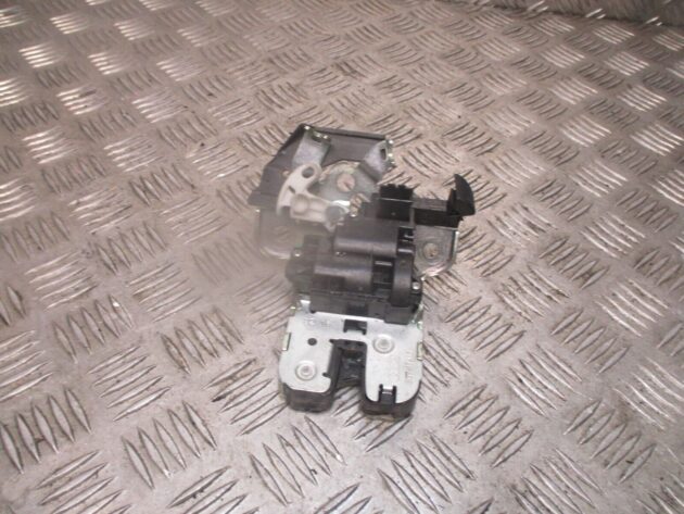 2016 GENUINE AUDI A1 REAR BARE TAILGATE BOOT LOCK MECHANISM 8R0827505A - Image 2