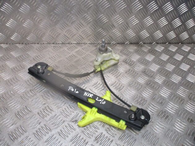 2012 GENUINE VW POLO 6R REAR LEFT PASSENGER SIDE MANUAL WINDOW REGULATER - Image 2