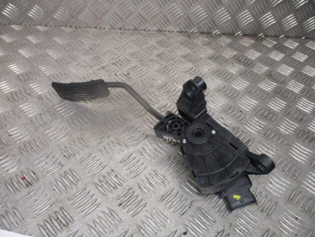 2015 GENUINE KIA PICANTO ACCELERATOR THROTTLE PEDAL 32727-1Y920 - Image 3