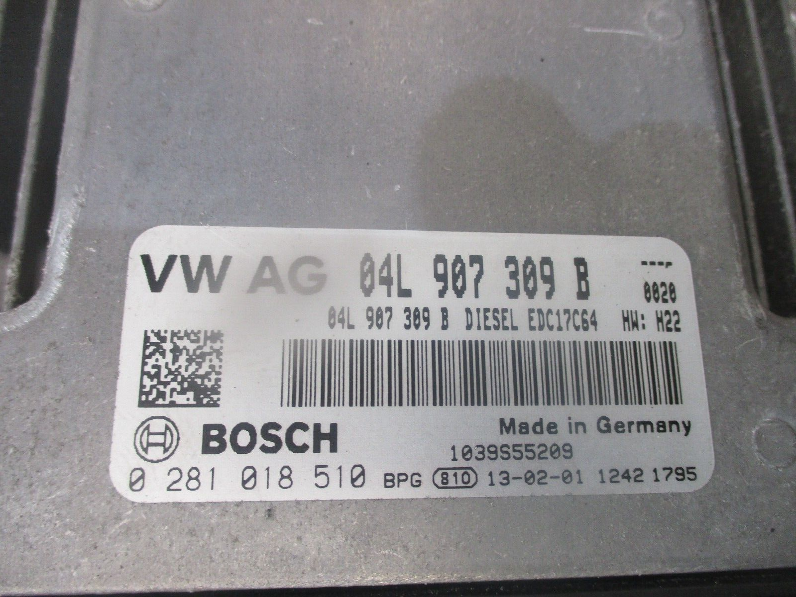 2015 GENUINE VW GOLF MK7 MANUAL ENGINE ECU CONTROL MODULE 04L907309B - Image 2