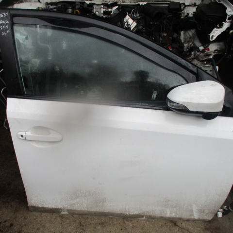2014 GENUINE TOYOTA AURIS FRONT RIGHT DRIVER SIDE BARE SHELL DOOR OSF