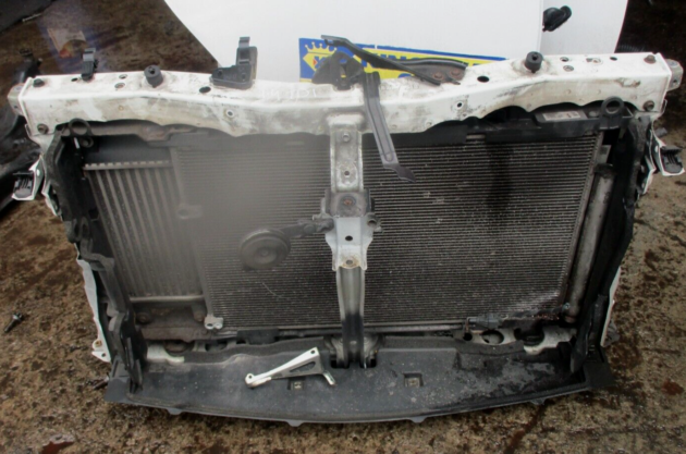 2014 GENUINE TOYOTA AURIS 1.4 TDI DIESEL FRONT RADIATOR RAD PACK