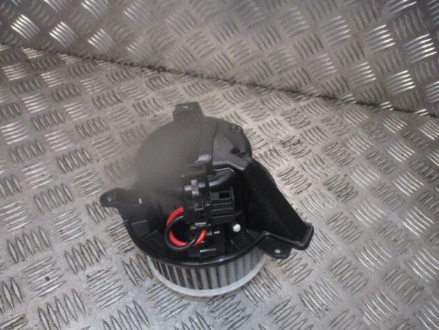 2023 GENUINE SEAT ARONA HEATER BLOWER MOTOR FAN 2Q2819021 - Image 3