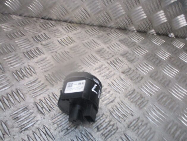 2015 GENUINE SEAT LEON FRONT HEADLIGHT LAMP ADJUSTER SWITCH 5G0941431AH - Image 3