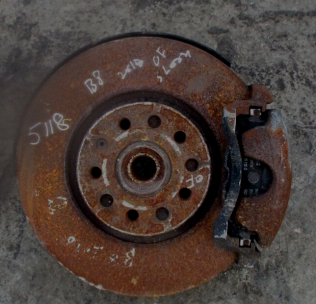 2018 GENUINE VW PASSAT B8 2.0 FRONT RIGHT DRIVER SIDE HUB