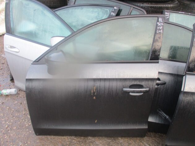 2018 GENUINE AUDI A1 FRONT LEFT PASSENGER SIDE BARE SHELL DOOR NSF - Image 2