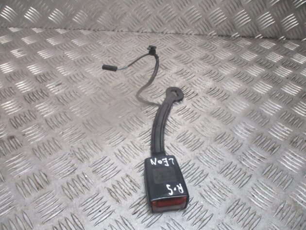 2016 GENUINE SEAT LEON FRONT RIGHT DRIVER SIDE SEAT BELT BUCKLE STALK 5F0857756 - Image 3