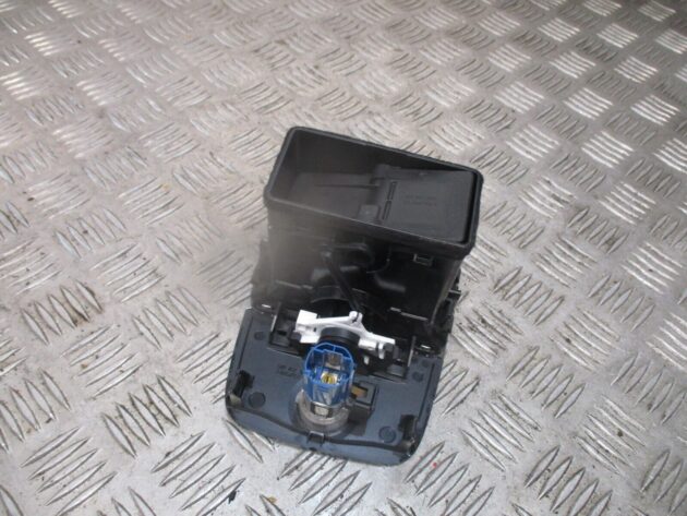 2016 GENUINE AUDI A3 8V REAR CENTRE AIR VENTILATION 8V0819203A - Image 3