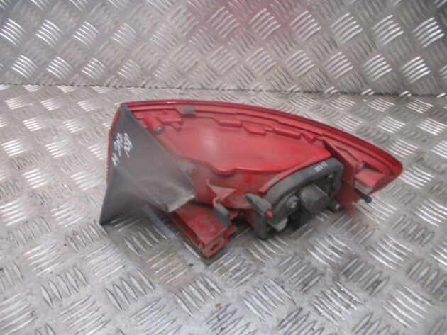 2012 GENUINE AUDI A4 SALOON REAR LEFT PASSENGER SIDE TAILLIGHT LAMP 8K5945095AA - Image 3