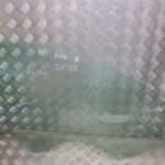 2016 GENUINE AUDI A3 SALOON FRONT RIGHT DRIVER SIDE DOOR WINDOW GLASS 8V5845202