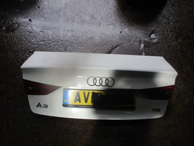 2016 GENUINE AUDI A3 SALOON REAR BARE SHELL TAILGATE BOOTLID - Image 2