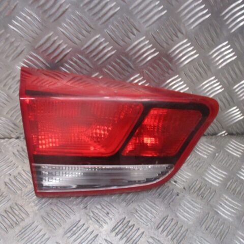 2017 GENUINE KIA RIO REAR LEFT PASSENGER SIDE TAILLIGHT LAMP 92403-H8
